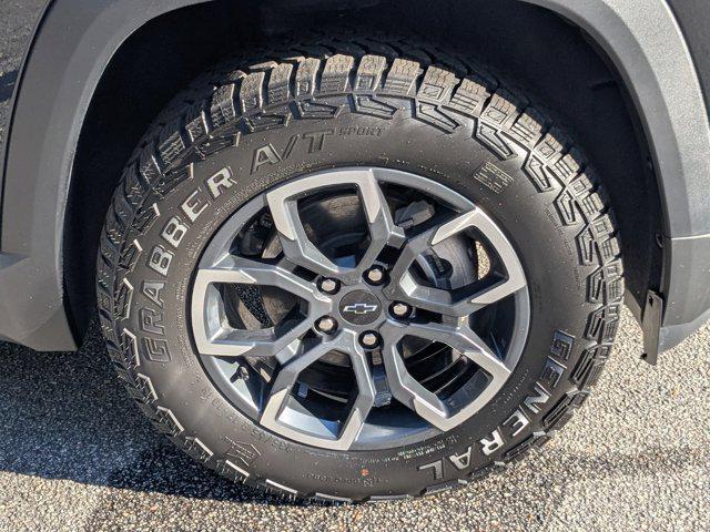 new 2025 Chevrolet Equinox car, priced at $35,430