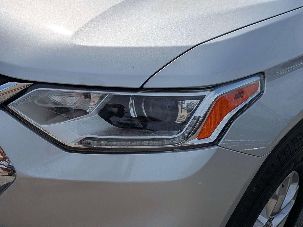 used 2021 Chevrolet Traverse car, priced at $25,190