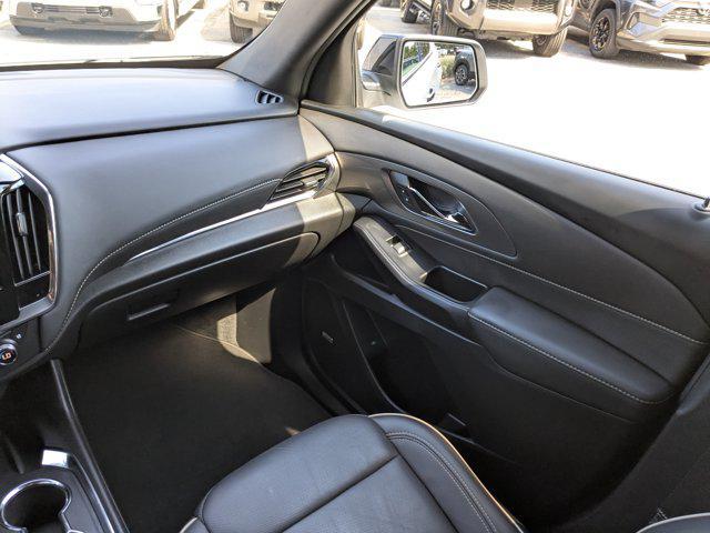 used 2023 Chevrolet Traverse car, priced at $33,990