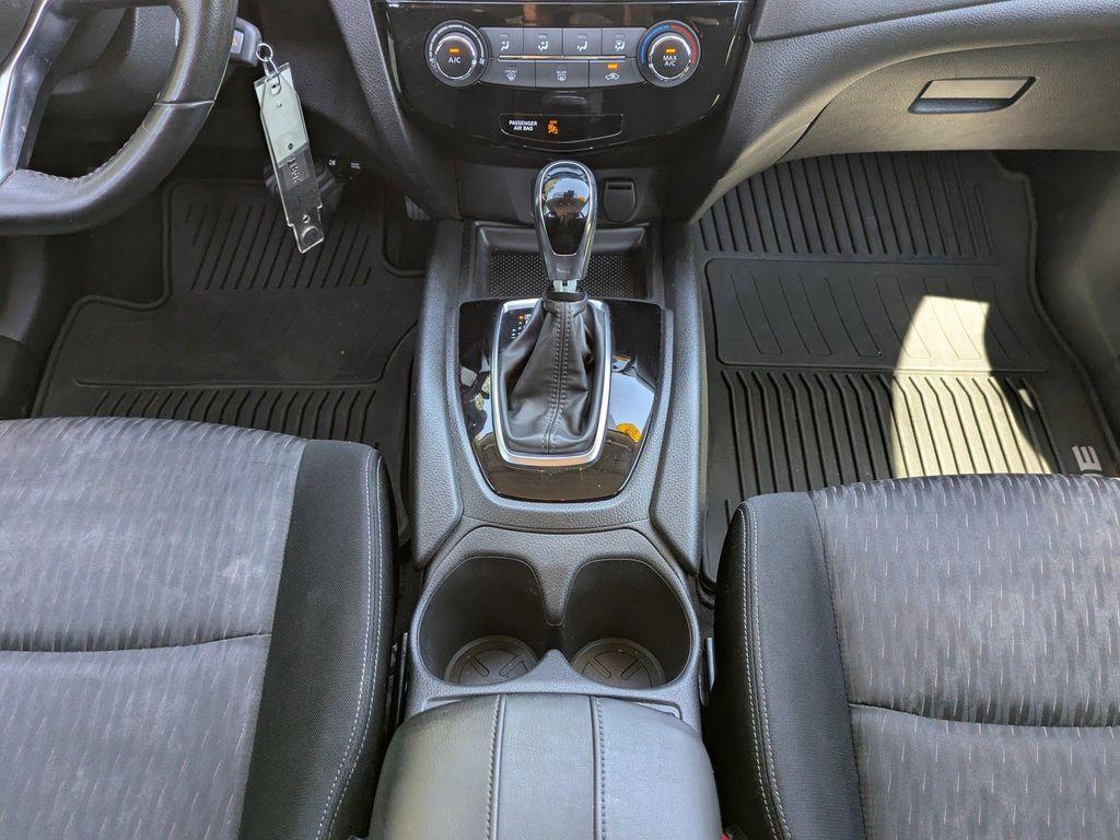 used 2019 Nissan Rogue car, priced at $13,698