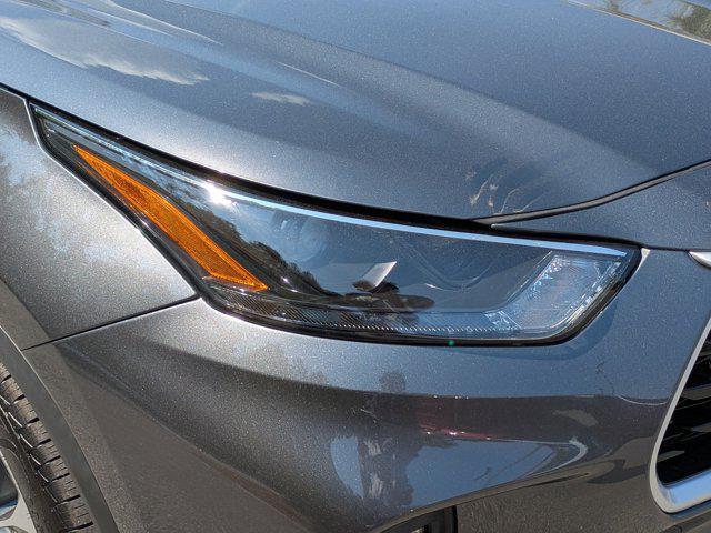 used 2024 Toyota Highlander Hybrid car, priced at $37,280