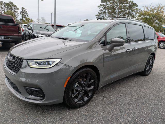 used 2021 Chrysler Pacifica car, priced at $24,999