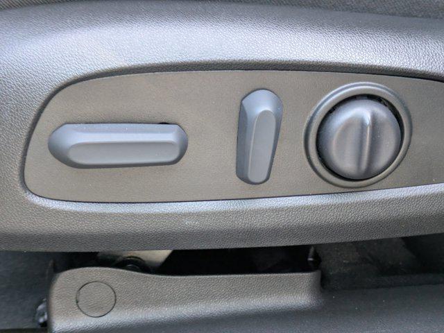 used 2023 Chevrolet Traverse car, priced at $30,999