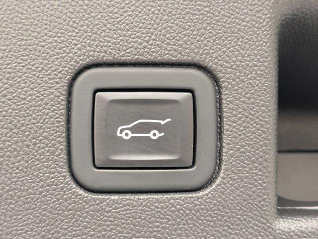 used 2022 Chevrolet Equinox car, priced at $22,900