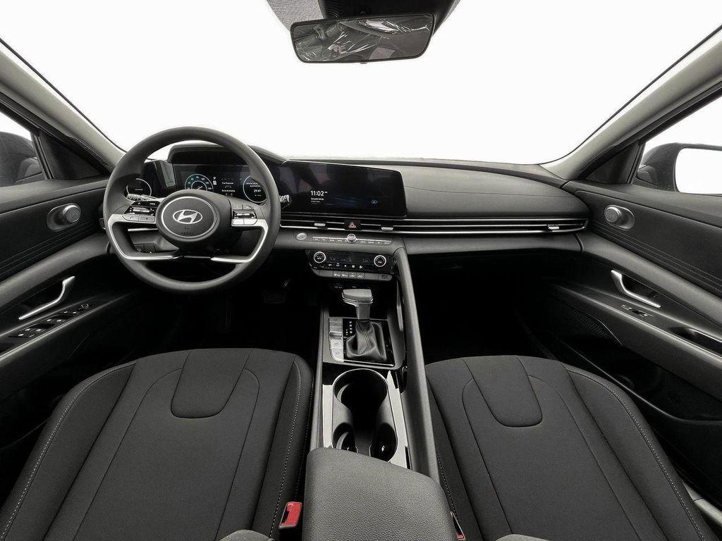 new 2025 Hyundai ELANTRA HEV car, priced at $26,813
