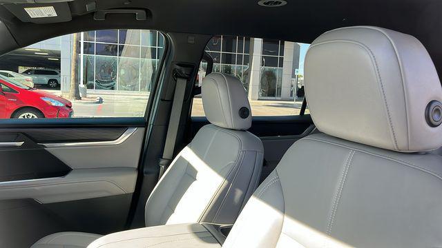 used 2025 GMC Acadia car, priced at $44,848