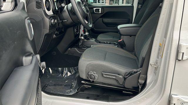 used 2024 Jeep Gladiator car, priced at $38,999