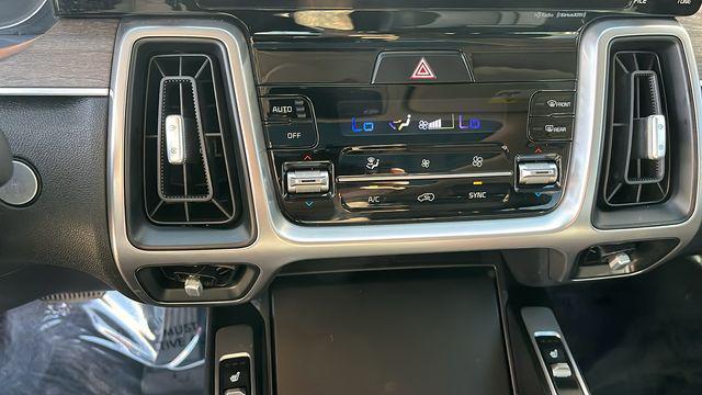 used 2023 Kia Sorento car, priced at $33,848