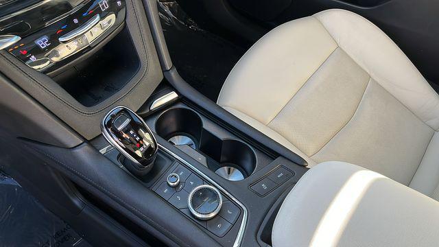 used 2022 Cadillac XT6 car, priced at $40,299