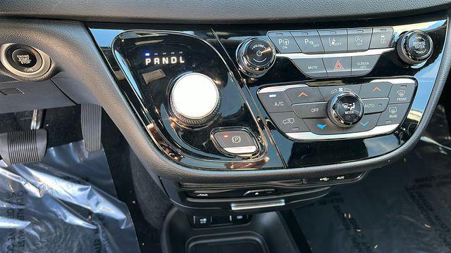 used 2020 Chrysler Pacifica car, priced at $25,999