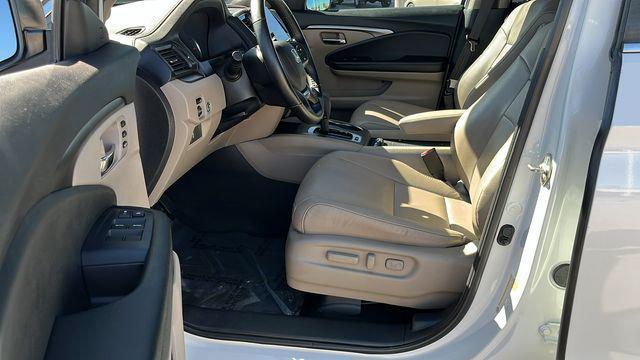 used 2020 Honda Pilot car, priced at $33,999