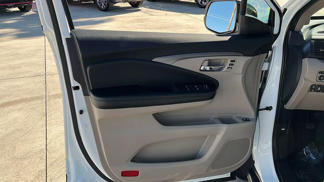 used 2020 Honda Pilot car, priced at $33,999