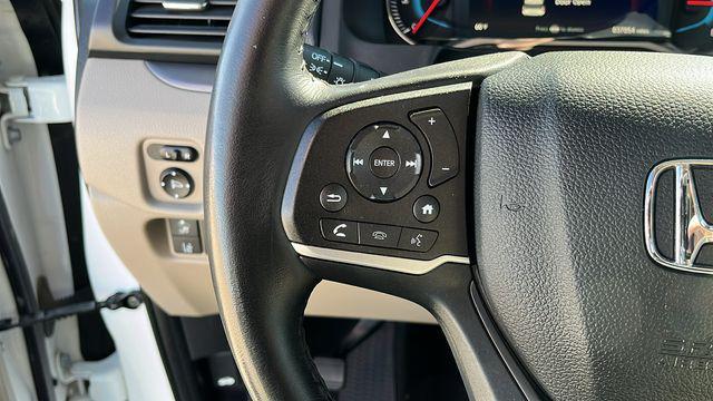 used 2020 Honda Pilot car, priced at $33,999