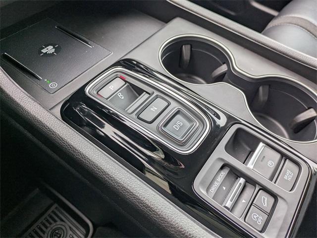 used 2025 Honda Pilot car, priced at $40,990