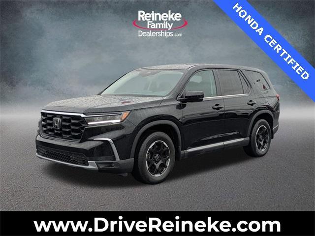 used 2025 Honda Pilot car, priced at $42,895