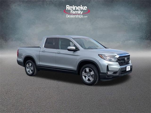 used 2025 Honda Ridgeline car, priced at $36,990