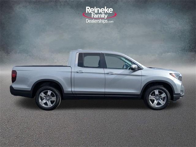 used 2025 Honda Ridgeline car, priced at $36,990