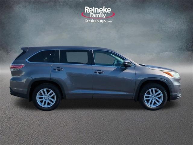 used 2015 Toyota Highlander car, priced at $14,495
