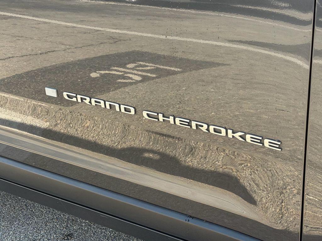 used 2022 Jeep Grand Cherokee L car, priced at $22,342