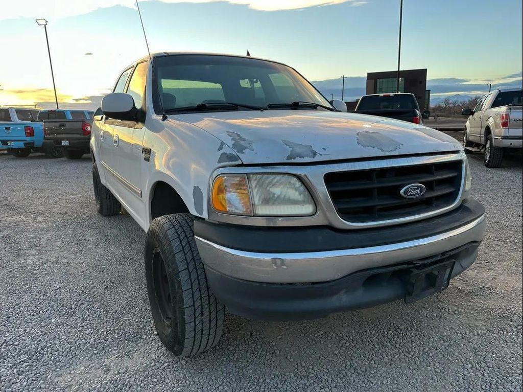 used 2001 Ford F-150 car, priced at $3,900