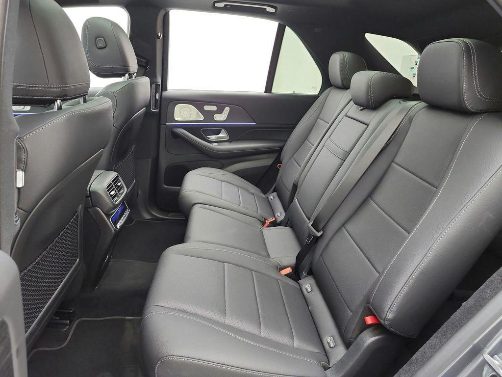 new 2026 Mercedes-Benz GLE 450 car, priced at $82,640