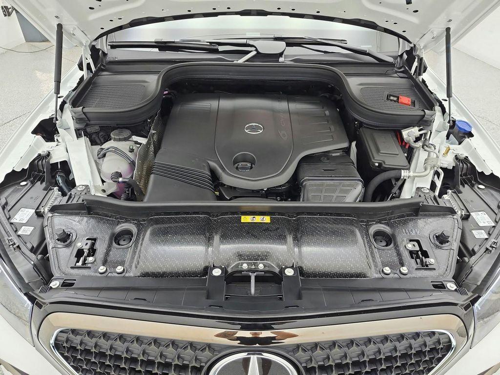 new 2027 Mercedes-Benz GLE 450 car, priced at $90,147