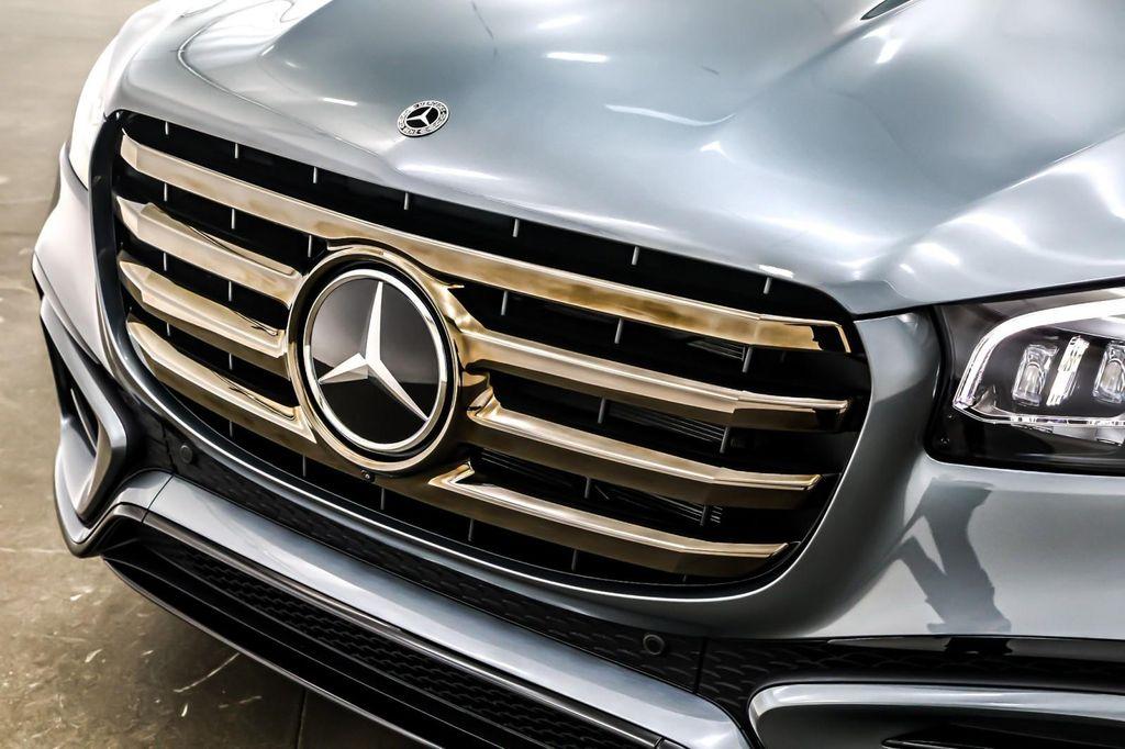 new 2026 Mercedes-Benz GLS 580 car, priced at $120,450
