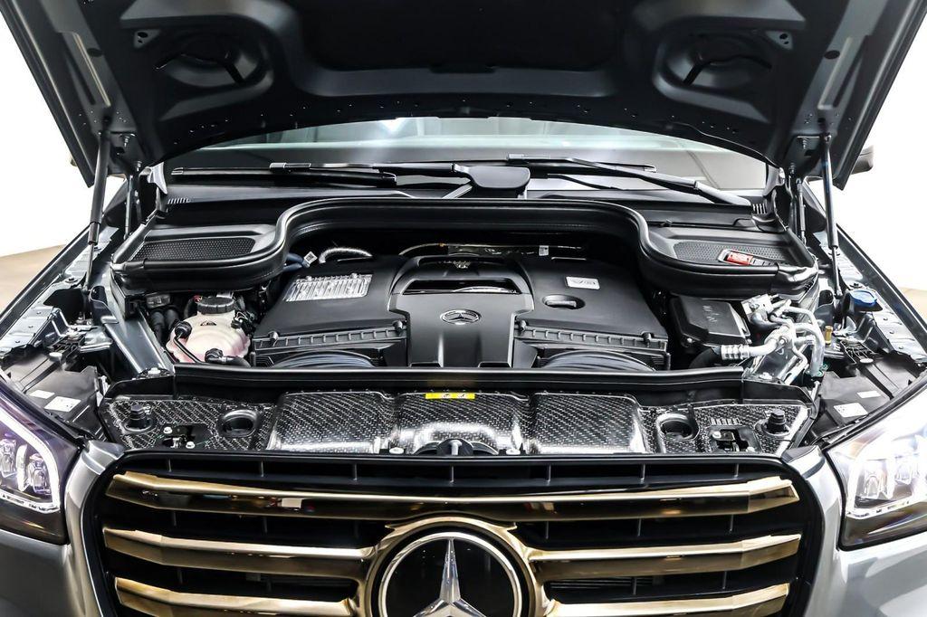 new 2026 Mercedes-Benz GLS 580 car, priced at $120,450