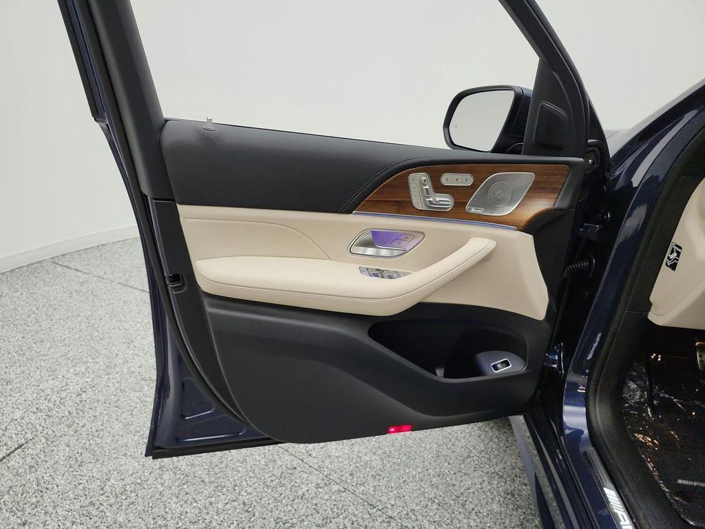 Mercedes-Benz GLE view 15