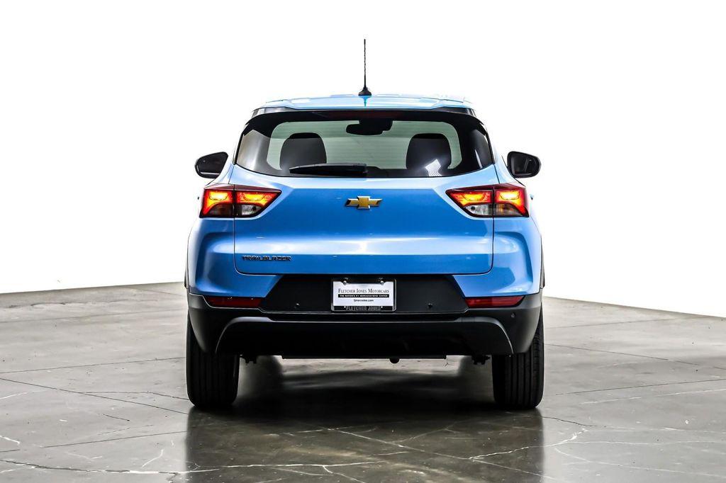 used 2024 Chevrolet TrailBlazer car, priced at $19,892