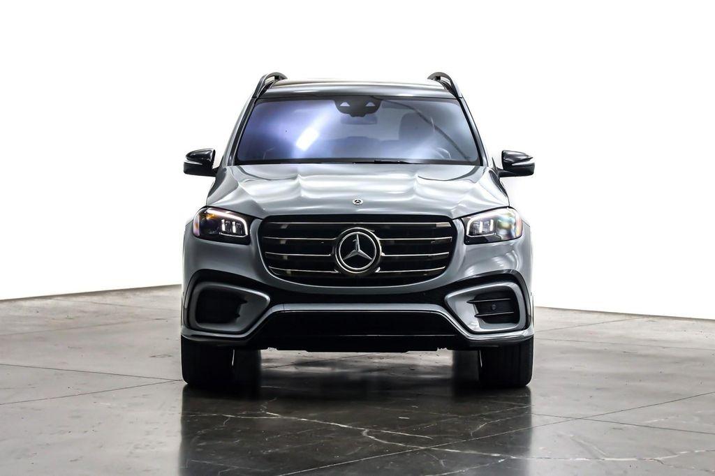new 2026 Mercedes-Benz GLS 580 car, priced at $125,080