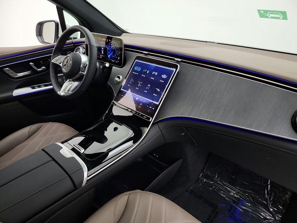 new 2026 Mercedes-Benz EQE 320 car, priced at $77,785
