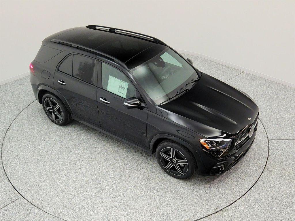new 2026 Mercedes-Benz GLE 580 car, priced at $97,757