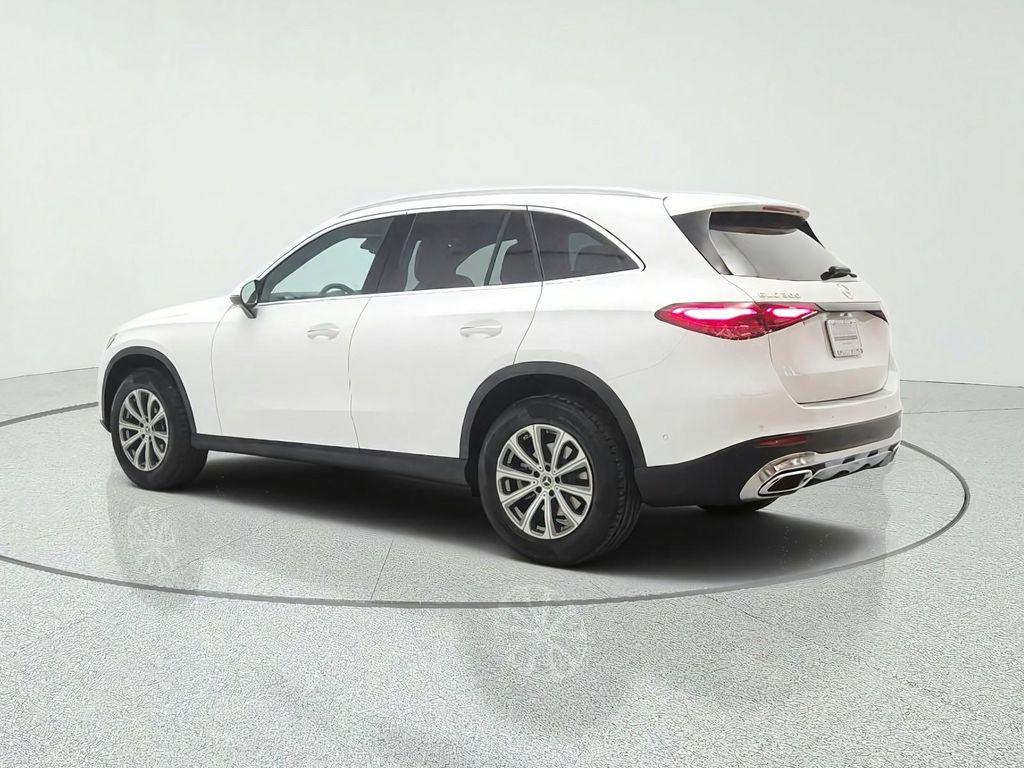 Mercedes-Benz GLC view 7