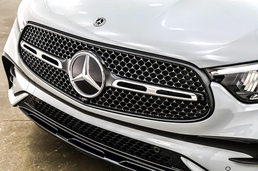 new 2025 Mercedes-Benz GLC 350e car, priced at $68,695