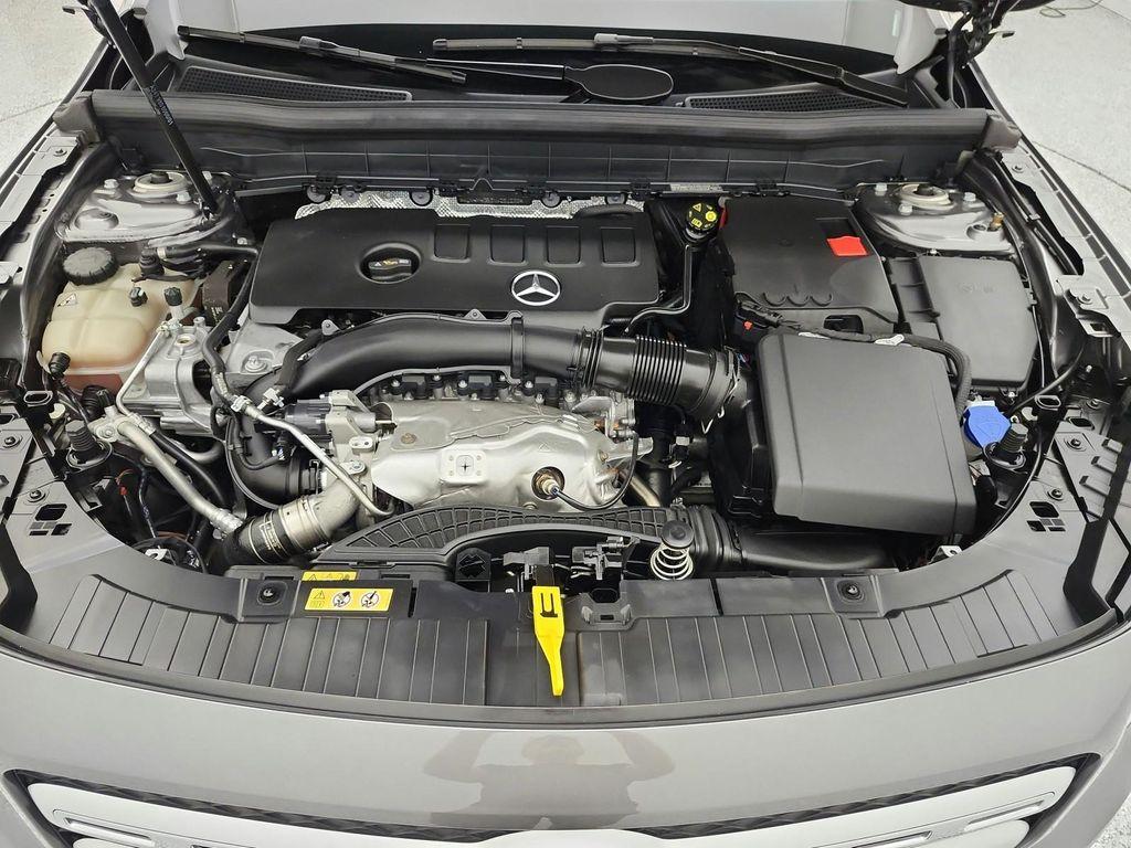 used 2022 Mercedes-Benz GLB 250 car, priced at $25,014