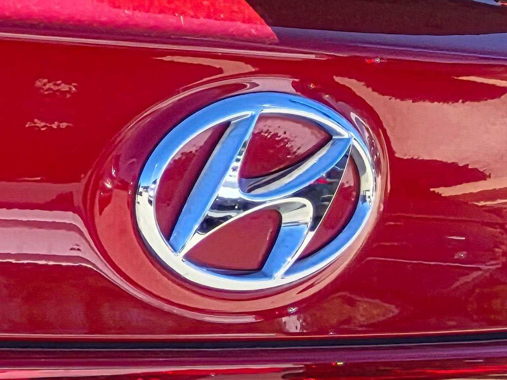 used 2021 Hyundai Santa Fe car, priced at $22,127