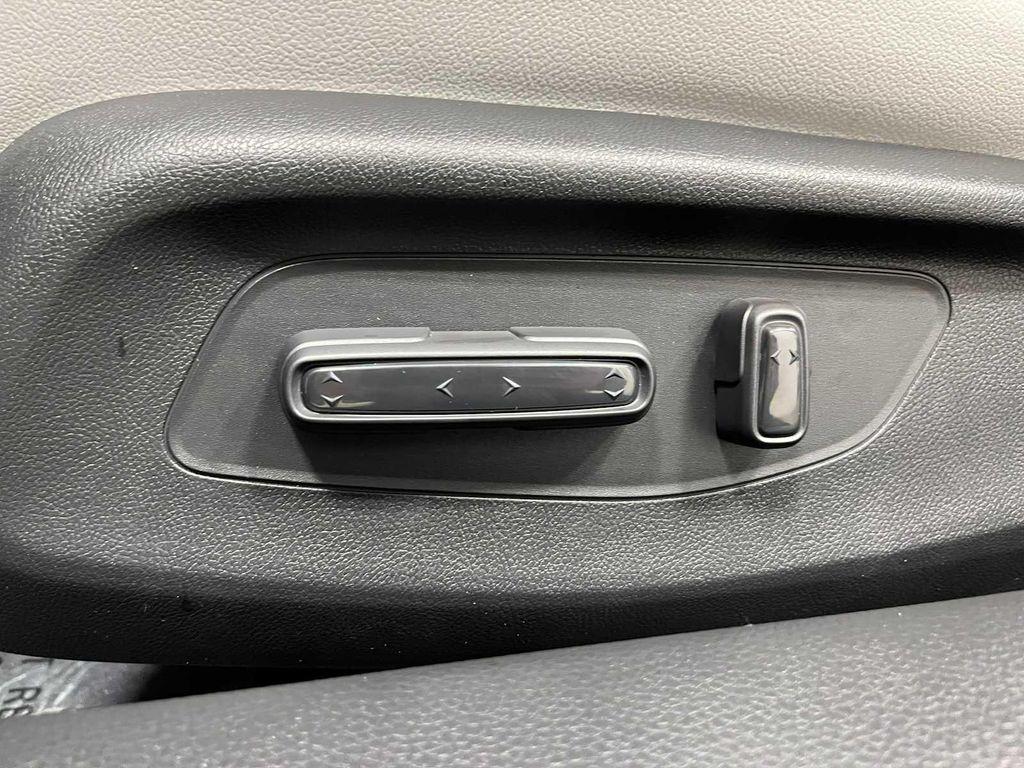 new 2026 Honda Civic Hybrid car, priced at $33,147