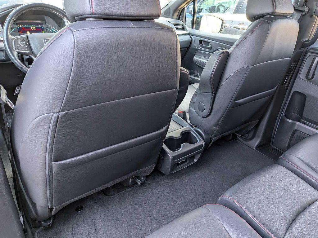 used 2023 Honda Odyssey car, priced at $35,092