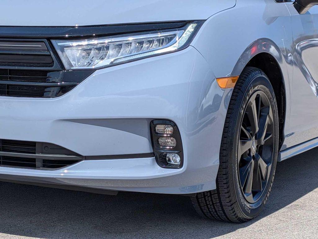 used 2023 Honda Odyssey car, priced at $35,092