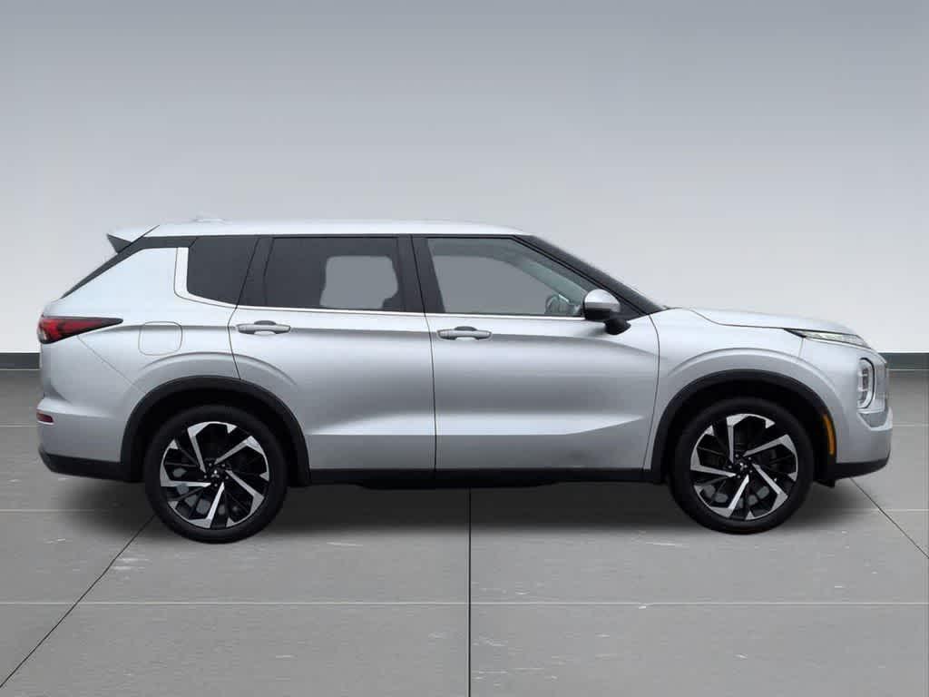 used 2022 Mitsubishi Outlander car, priced at $15,888