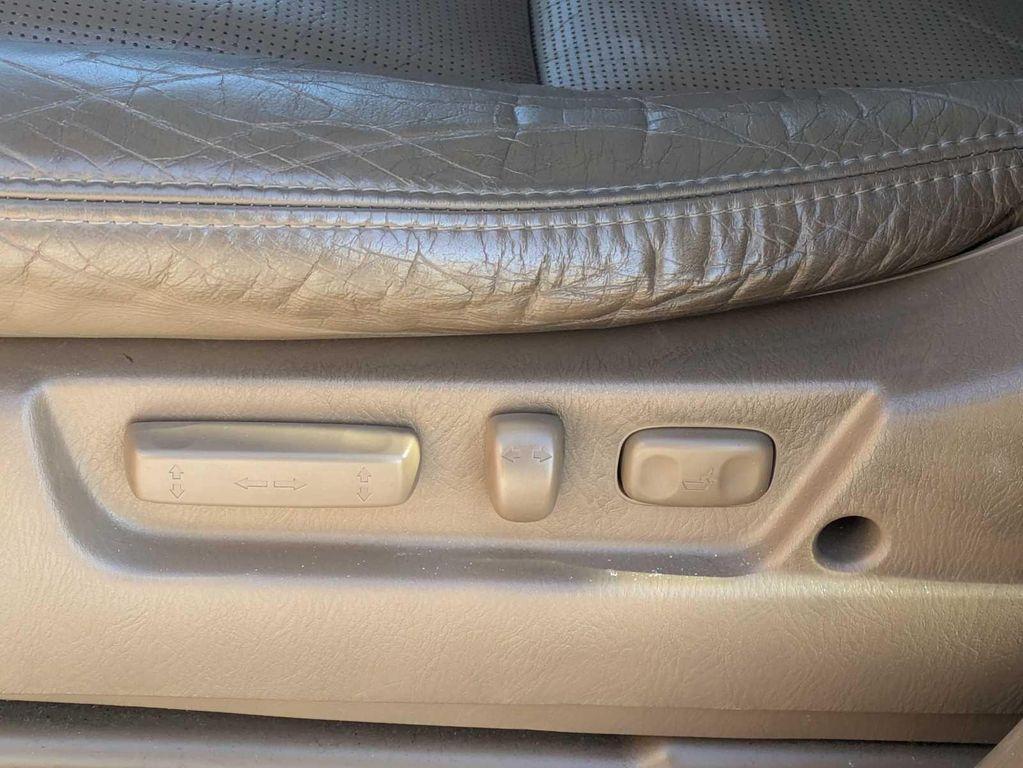 used 2004 Acura MDX car, priced at $10,586