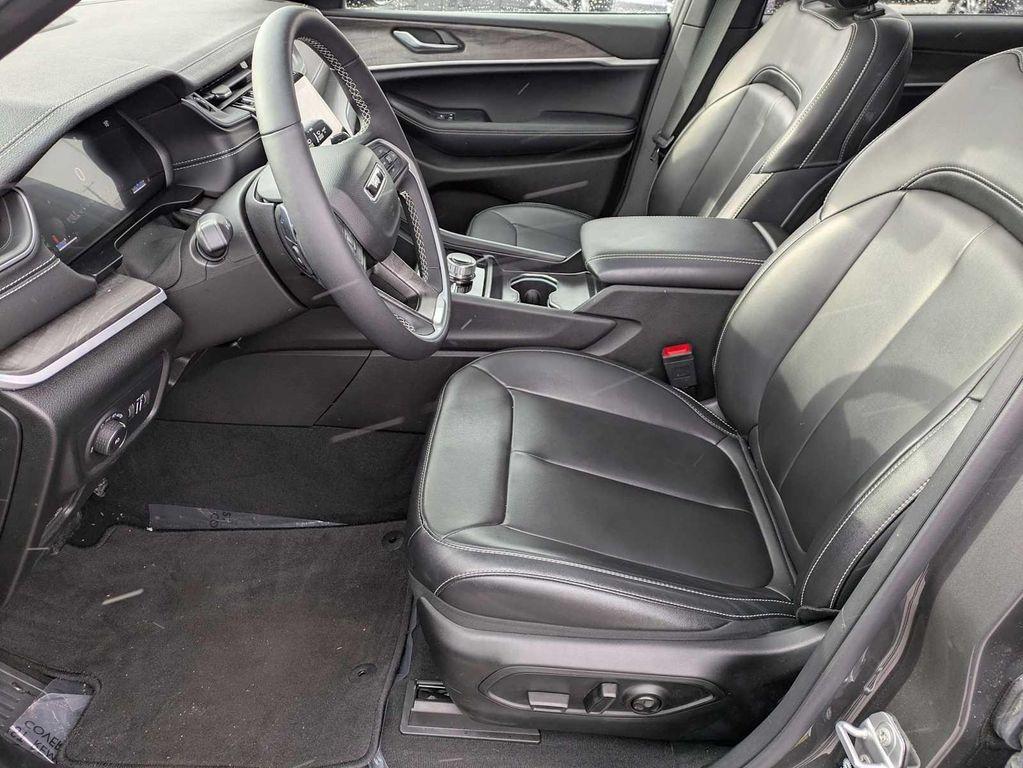used 2025 Jeep Grand Cherokee L car, priced at $46,786