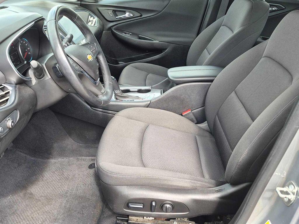 used 2018 Chevrolet Malibu car, priced at $16,736