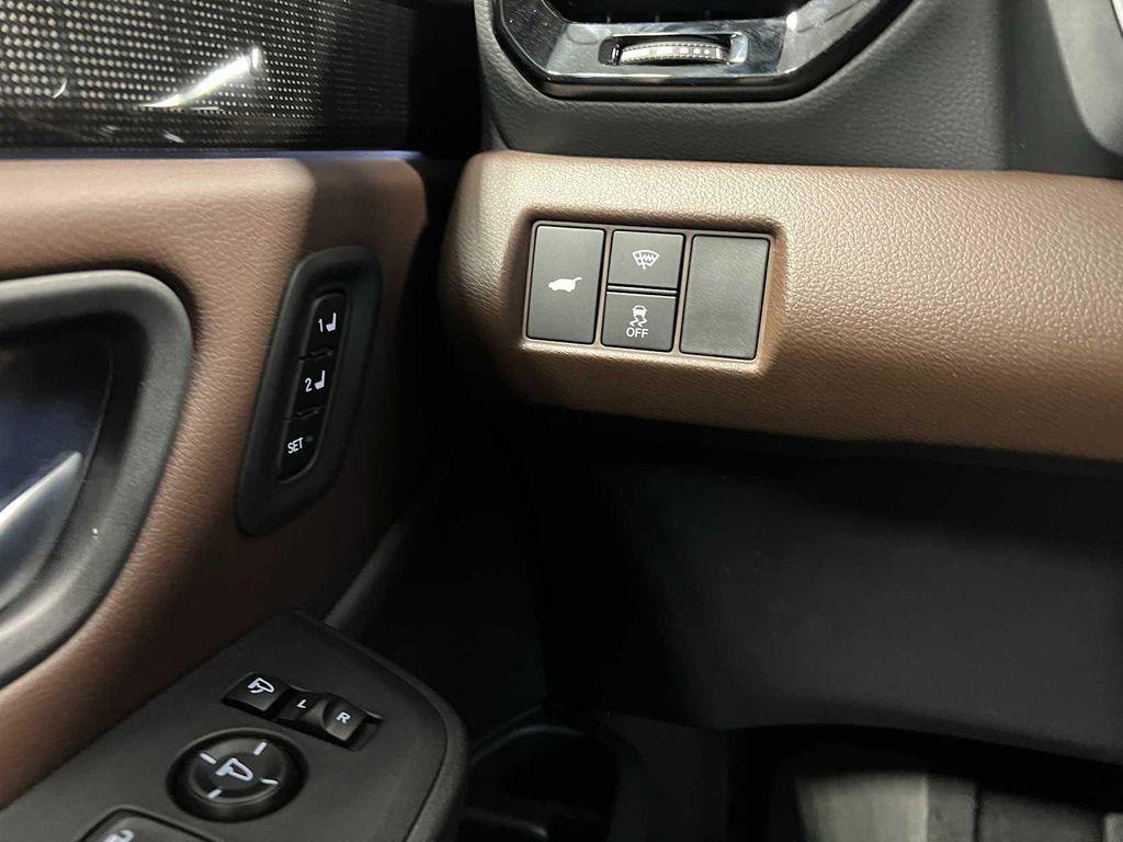 new 2025 Honda Pilot car, priced at $54,575