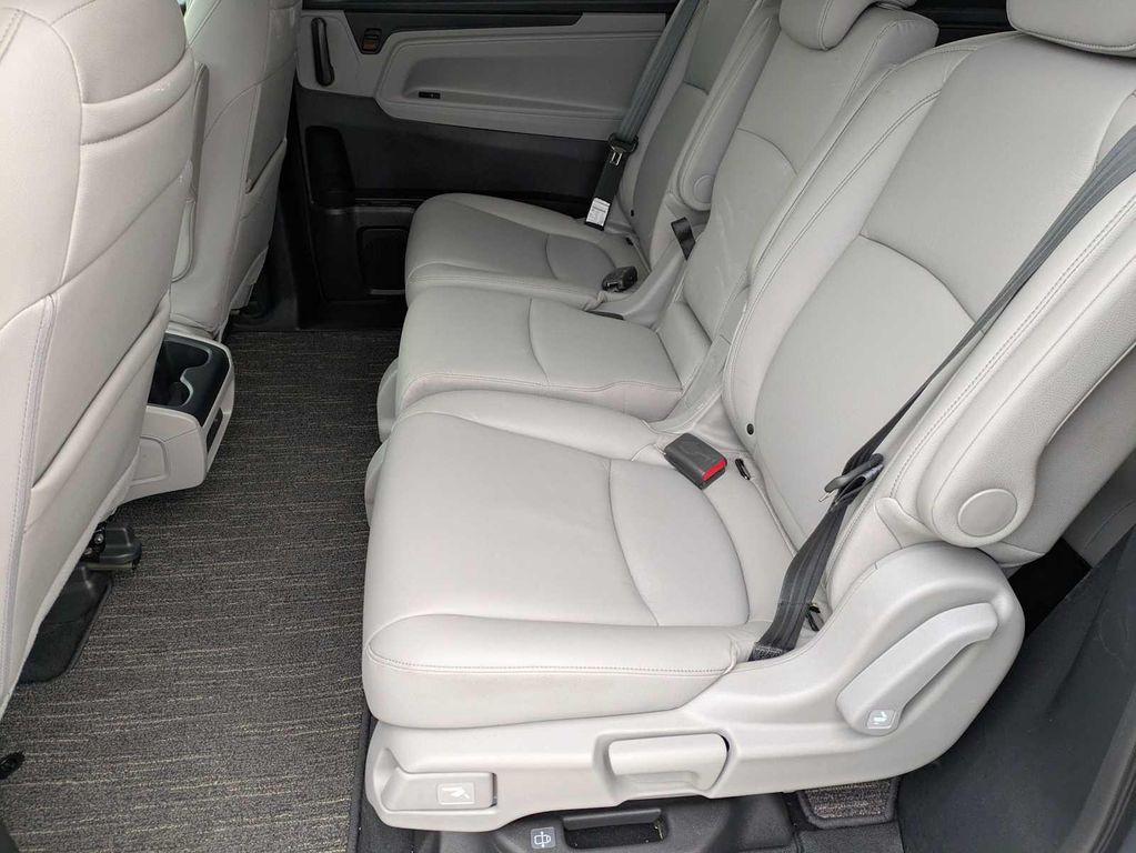 used 2023 Honda Odyssey car, priced at $39,622
