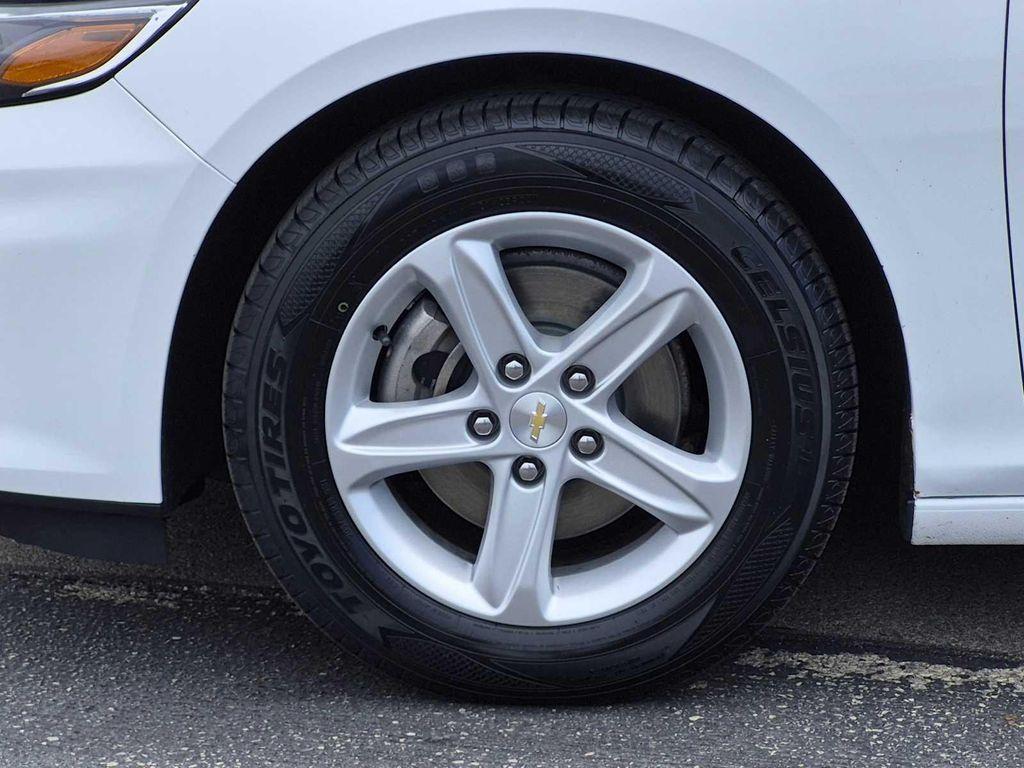 used 2020 Chevrolet Malibu car, priced at $13,786