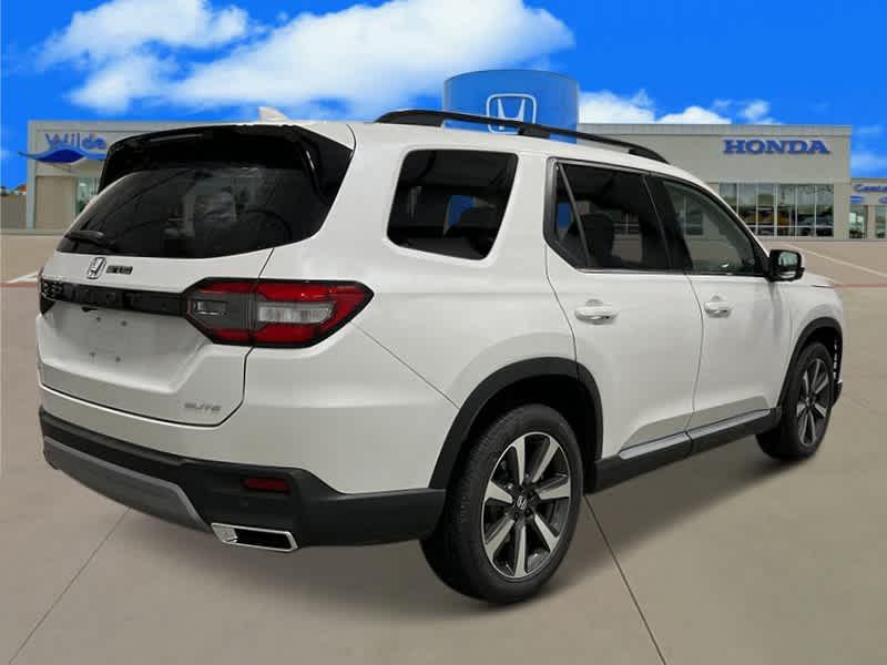 new 2025 Honda Pilot car, priced at $55,030