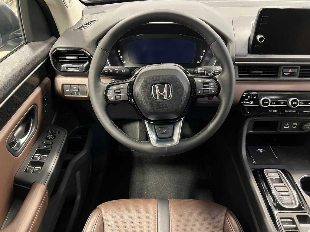 new 2025 Honda Pilot car, priced at $55,030