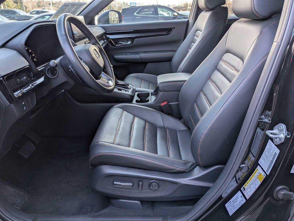 used 2025 Honda CR-V Hybrid car, priced at $38,697